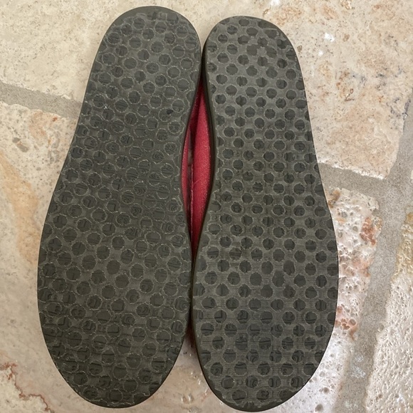 Sanuk Red Canvas Slip On Surfer Flat Shoes. 11 - Picture 5 of 8
